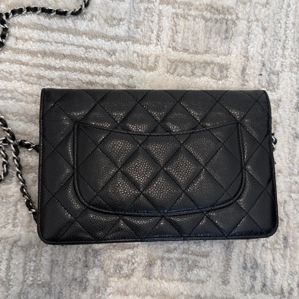 Chanel Wallet on Chain